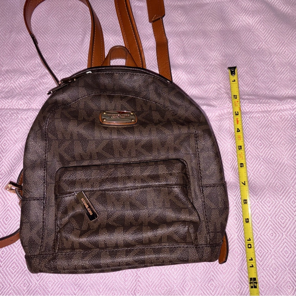 Michael Kors Signature Brown Backpack - Picture 4 of 11